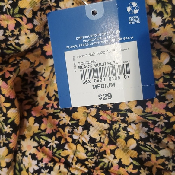 Nwt Womens Arizona Jean Co. CROP TOP Medium - Picture 3 of 4